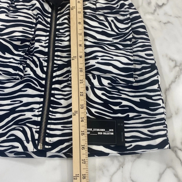 We11done A-Line Mini Skirt Women Size Medium Black White Animal Print High Waist - Picture 10 of 12
